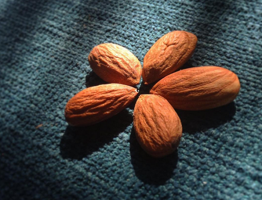 almonds for diet 